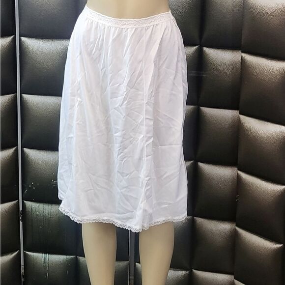 JC Penny vintage half slip - Picture 5 of 7